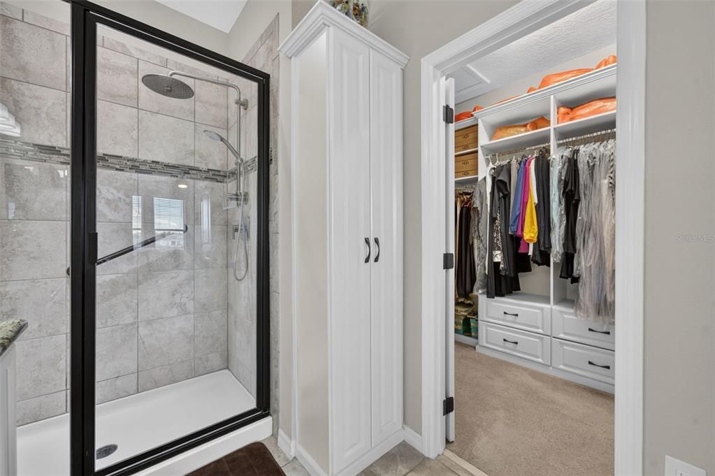 For Sale: $485,000 (3 beds, 3 baths, 2379 Square Feet)