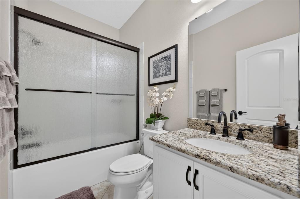 For Sale: $485,000 (3 beds, 3 baths, 2379 Square Feet)