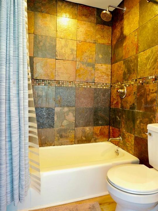 En Venta: $259,000 (3 camas, 2 baños, 1398 Pies cuadrados)