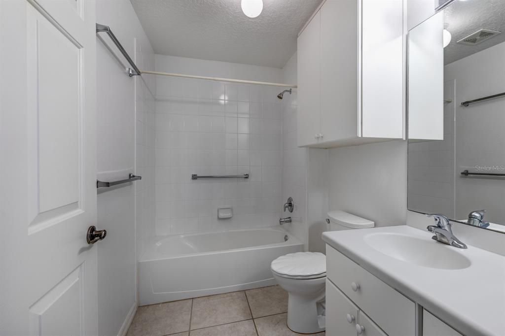 For Sale: $265,000 (3 beds, 2 baths, 1624 Square Feet)