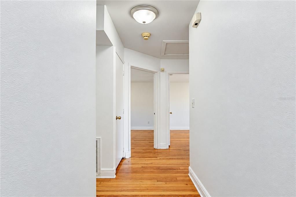 En Venta: $375,000 (3 camas, 1 baños, 1169 Pies cuadrados)