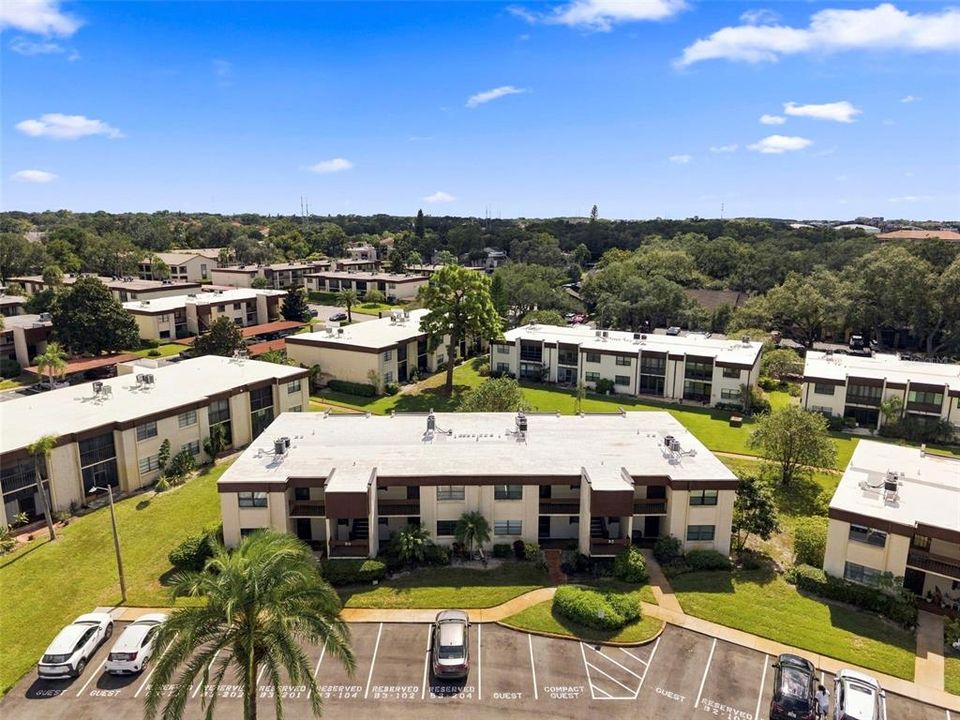 For Sale: $140,000 (2 beds, 1 baths, 913 Square Feet)
