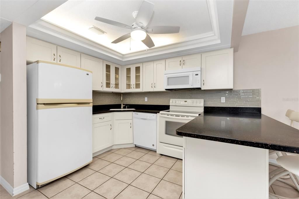 For Sale: $86,900 (2 beds, 2 baths, 1064 Square Feet)