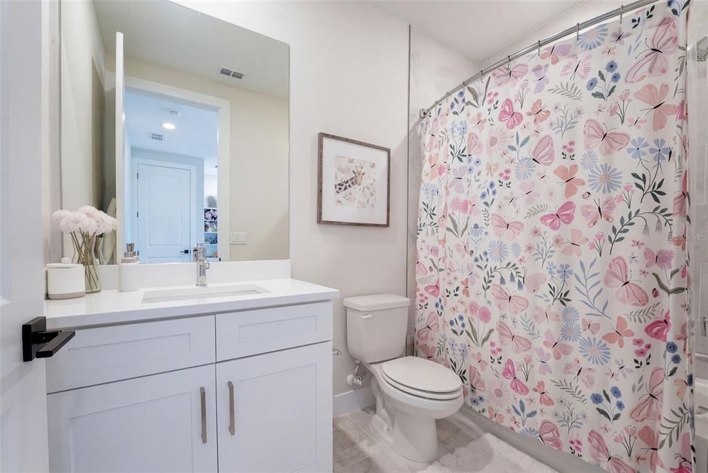 For Sale: $1,389,000 (4 beds, 4 baths, 3208 Square Feet)