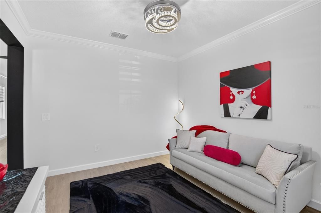 На продажу: $349,900 (2 спален, 2 ванн, 1783 Квадратных фут)