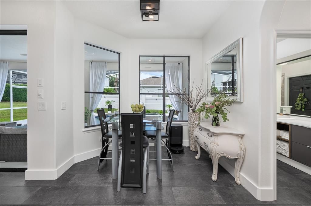En Venta: $750,000 (4 camas, 3 baños, 2354 Pies cuadrados)