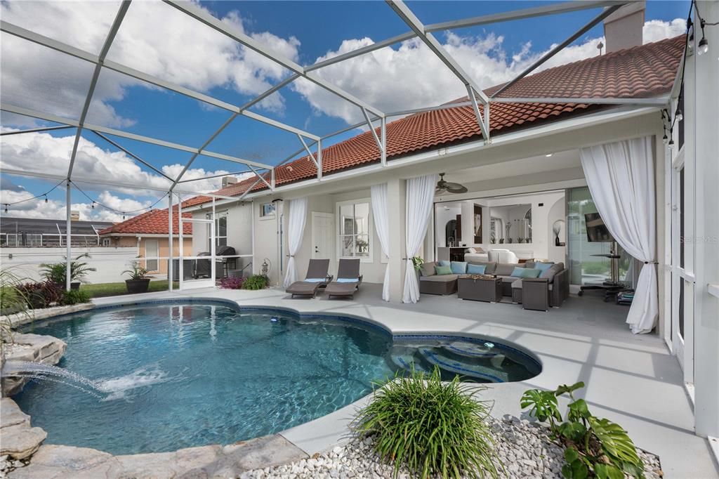 En Venta: $750,000 (4 camas, 3 baños, 2354 Pies cuadrados)
