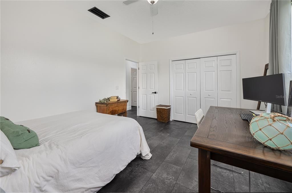 En Venta: $750,000 (4 camas, 3 baños, 2354 Pies cuadrados)