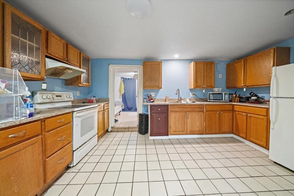 En Venta: $294,000 (4 camas, 2 baños, 1634 Pies cuadrados)