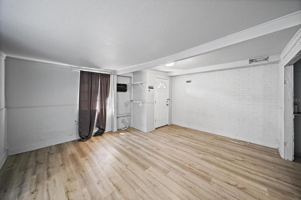 En Venta: $294,000 (4 camas, 2 baños, 1634 Pies cuadrados)