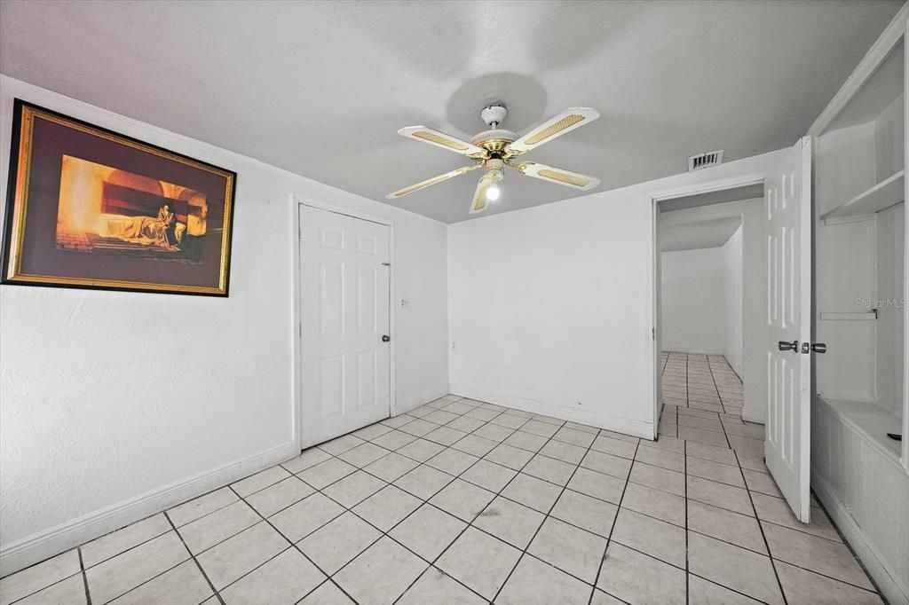 En Venta: $294,000 (4 camas, 2 baños, 1634 Pies cuadrados)
