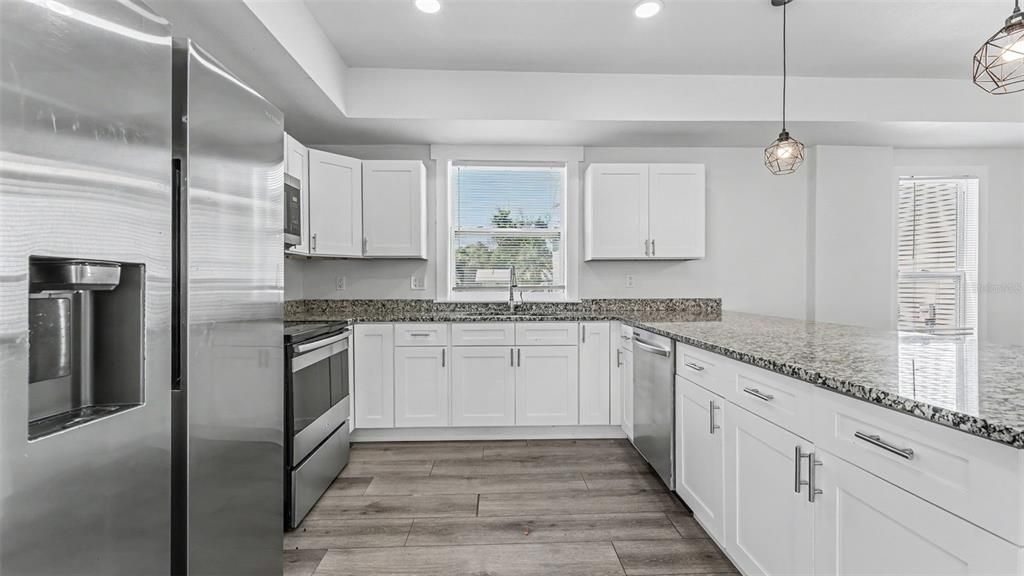 En Venta: $499,000 (5 camas, 3 baños, 2312 Pies cuadrados)