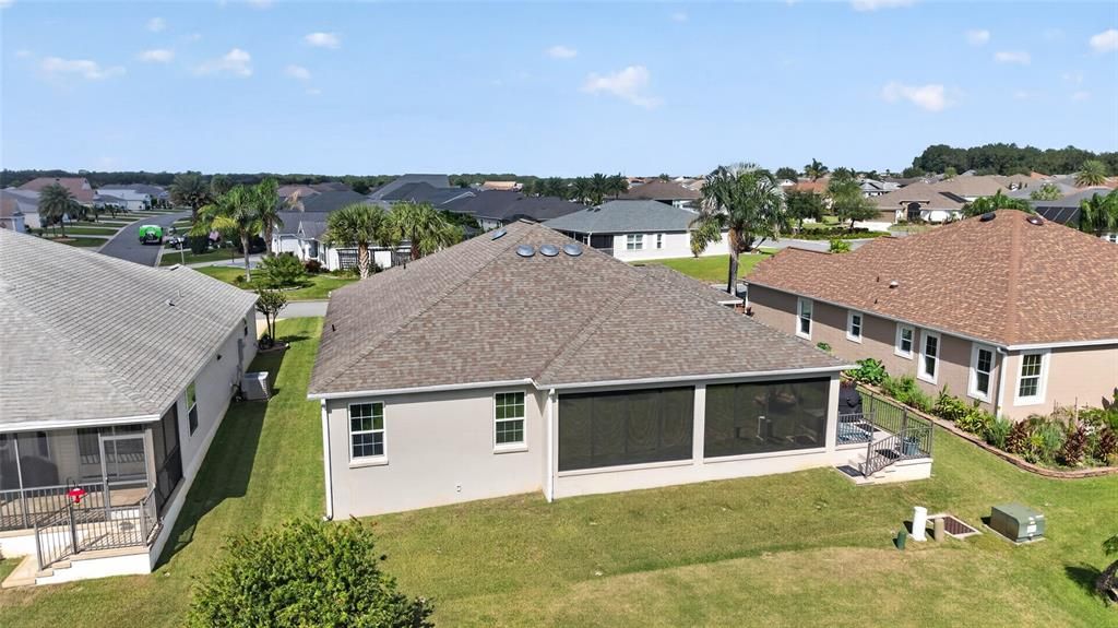 En Venta: $595,000 (3 camas, 3 baños, 2037 Pies cuadrados)