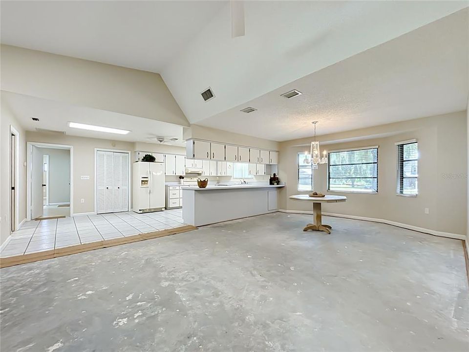En Venta: $724,900 (3 camas, 2 baños, 2336 Pies cuadrados)