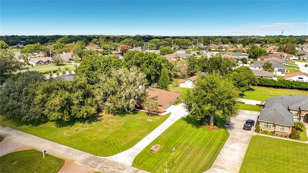 En Venta: $724,900 (3 camas, 2 baños, 2336 Pies cuadrados)