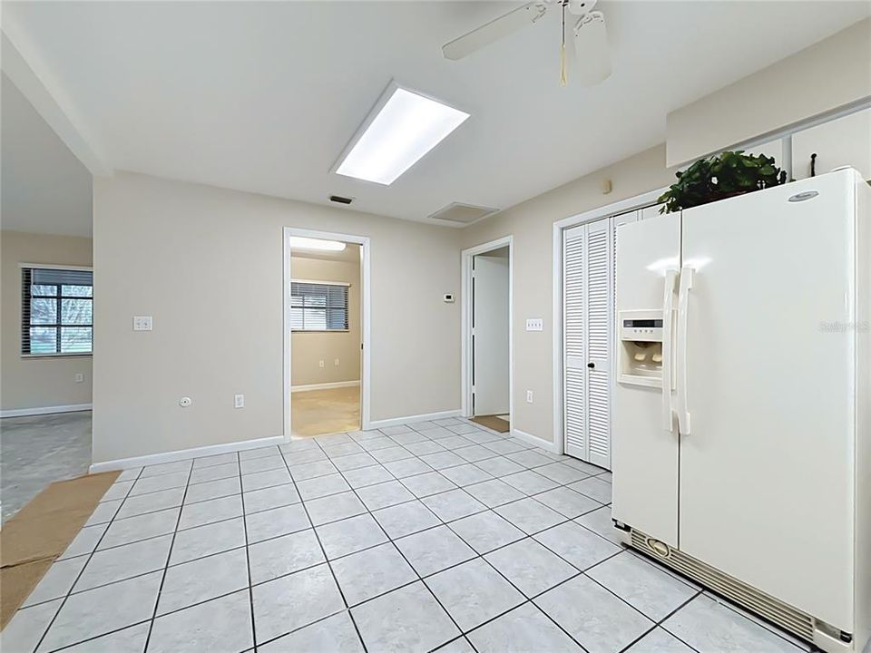 En Venta: $724,900 (3 camas, 2 baños, 2336 Pies cuadrados)