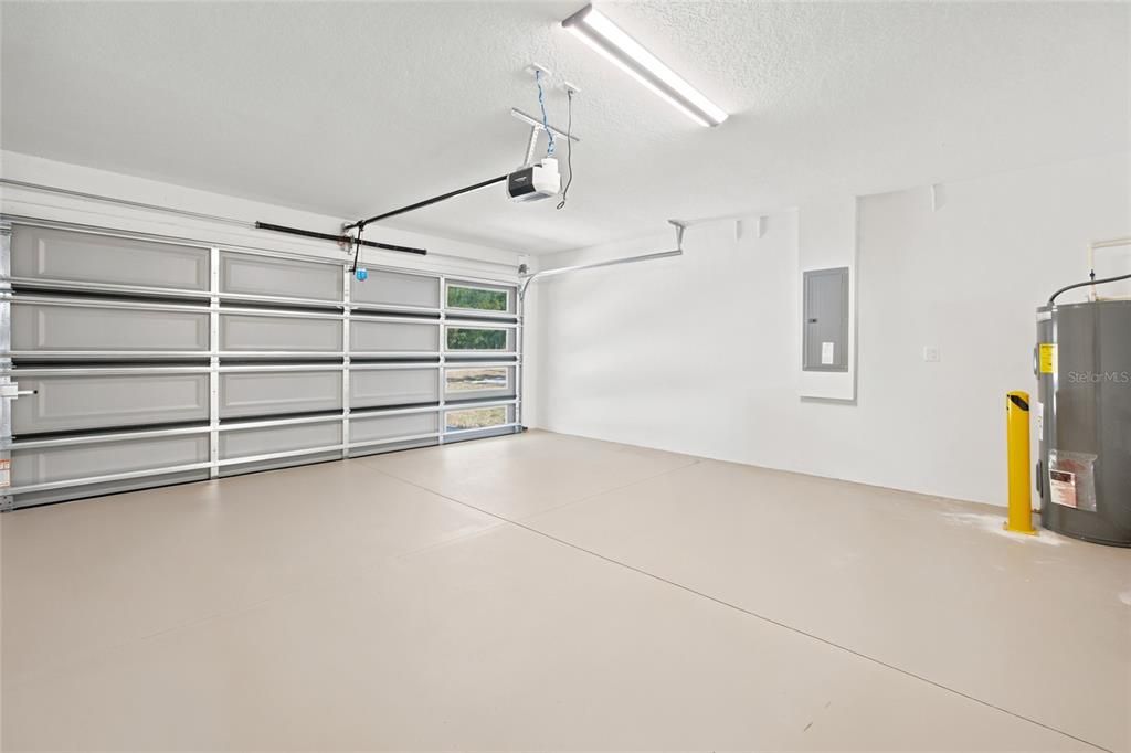 For Sale: $409,900 (3 beds, 2 baths, 1714 Square Feet)