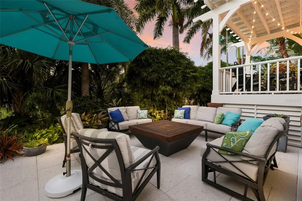 For Sale: $1,650,000 (4 beds, 3 baths, 3537 Square Feet)