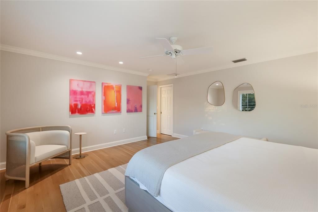 For Sale: $1,650,000 (4 beds, 3 baths, 3537 Square Feet)