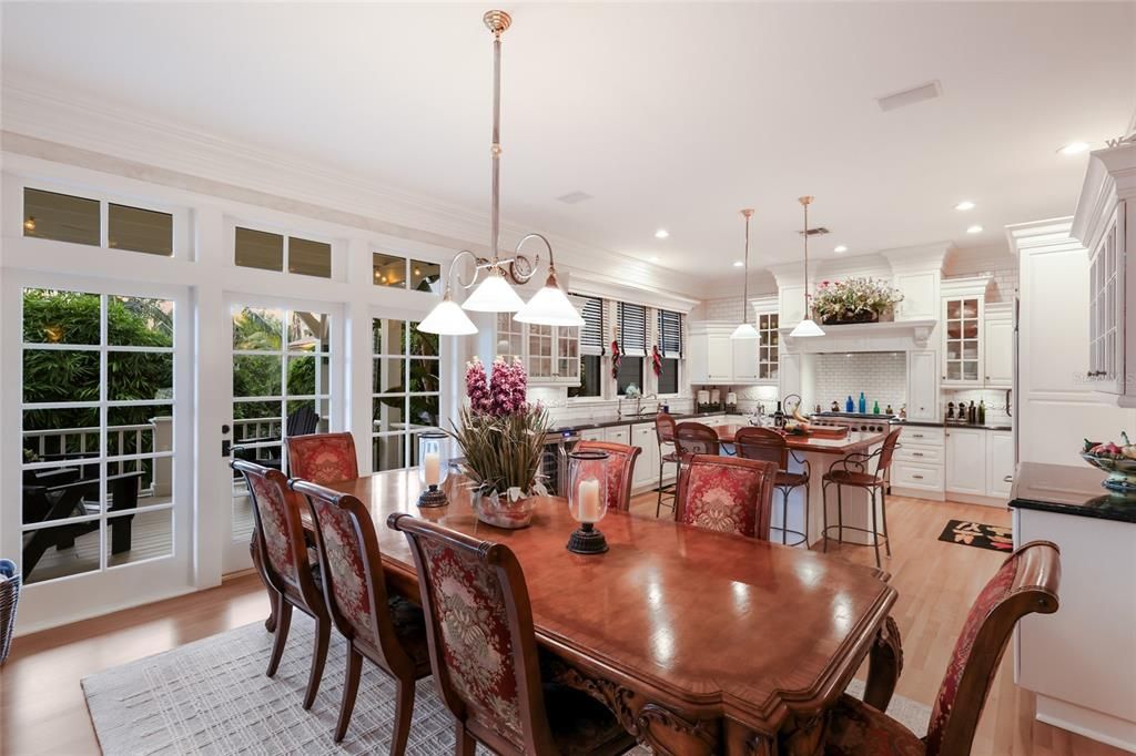 For Sale: $1,650,000 (4 beds, 3 baths, 3537 Square Feet)