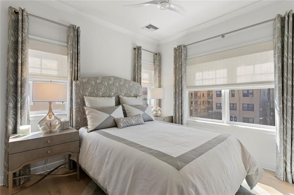 For Sale: $1,375,000 (3 beds, 3 baths, 2180 Square Feet)