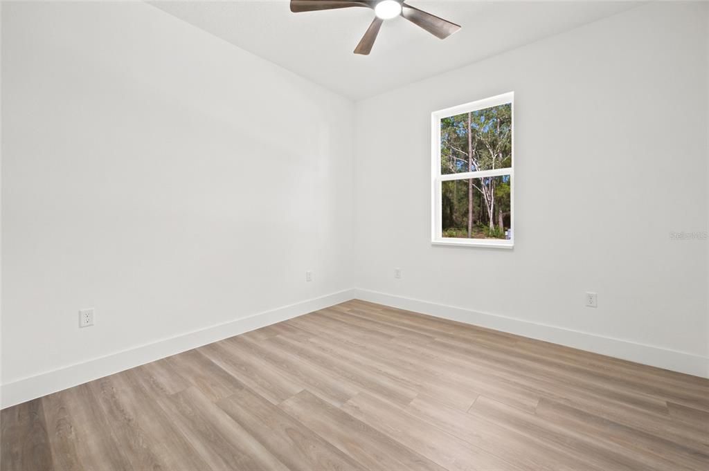 En Venta: $499,900 (4 camas, 2 baños, 2073 Pies cuadrados)