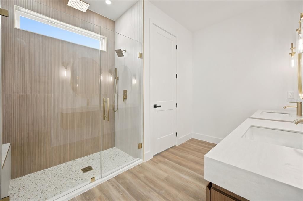 En Venta: $499,900 (4 camas, 2 baños, 2073 Pies cuadrados)