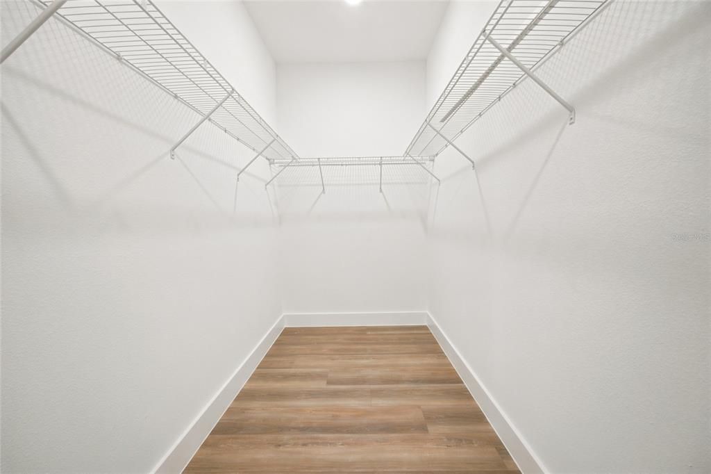 En Venta: $499,900 (4 camas, 2 baños, 2073 Pies cuadrados)