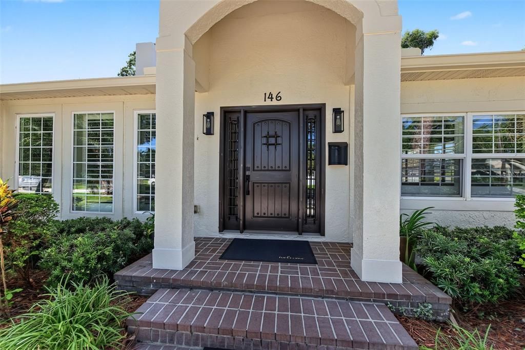 En Venta: $949,900 (3 camas, 3 baños, 2484 Pies cuadrados)