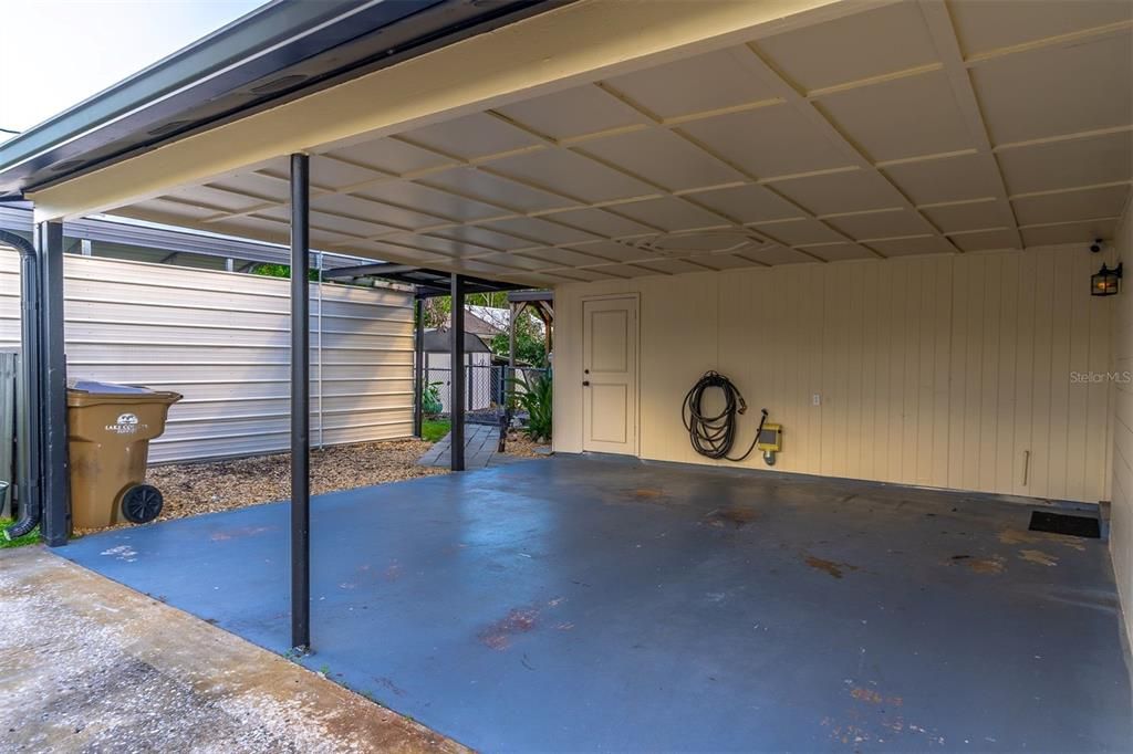 En Venta: $525,000 (2 camas, 2 baños, 1390 Pies cuadrados)