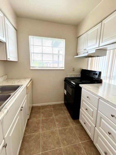 En Venta: $99,900 (2 camas, 1 baños, 896 Pies cuadrados)