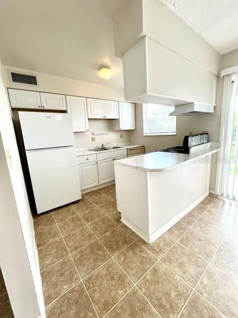 En Venta: $99,900 (2 camas, 1 baños, 896 Pies cuadrados)