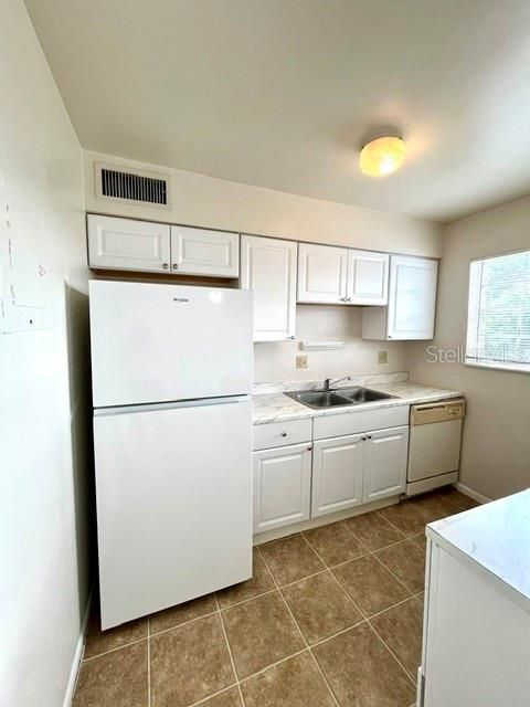 En Venta: $99,900 (2 camas, 1 baños, 896 Pies cuadrados)