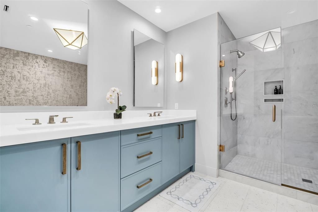 For Sale: $2,390,000 (2 beds, 3 baths, 2172 Square Feet)