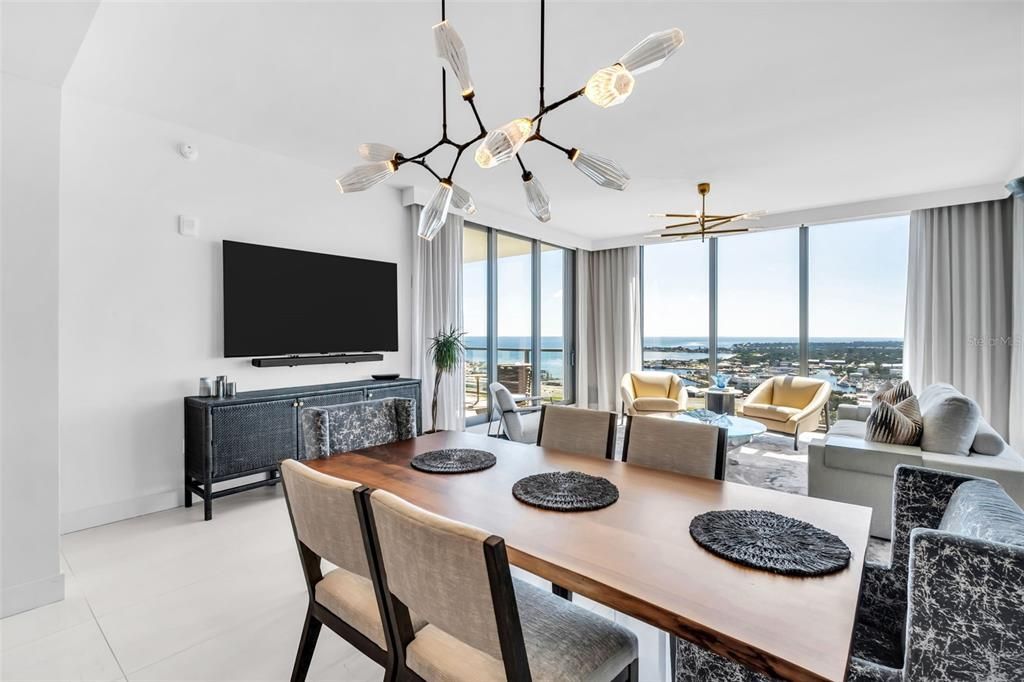 For Sale: $2,390,000 (2 beds, 3 baths, 2172 Square Feet)