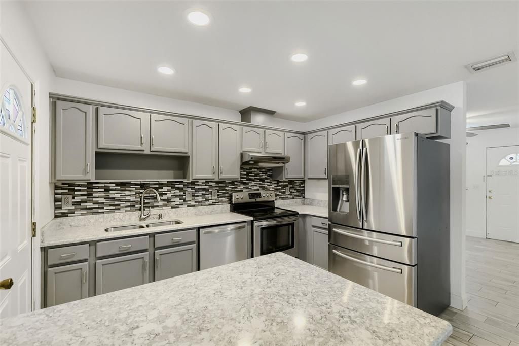 En Venta: $450,000 (3 camas, 2 baños, 1297 Pies cuadrados)