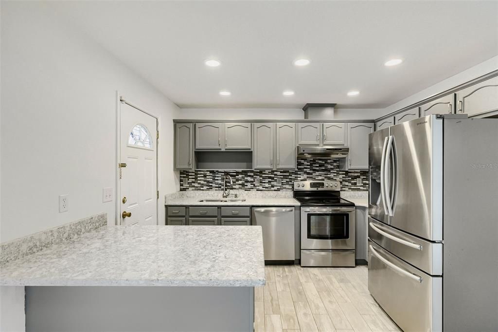 En Venta: $450,000 (3 camas, 2 baños, 1297 Pies cuadrados)