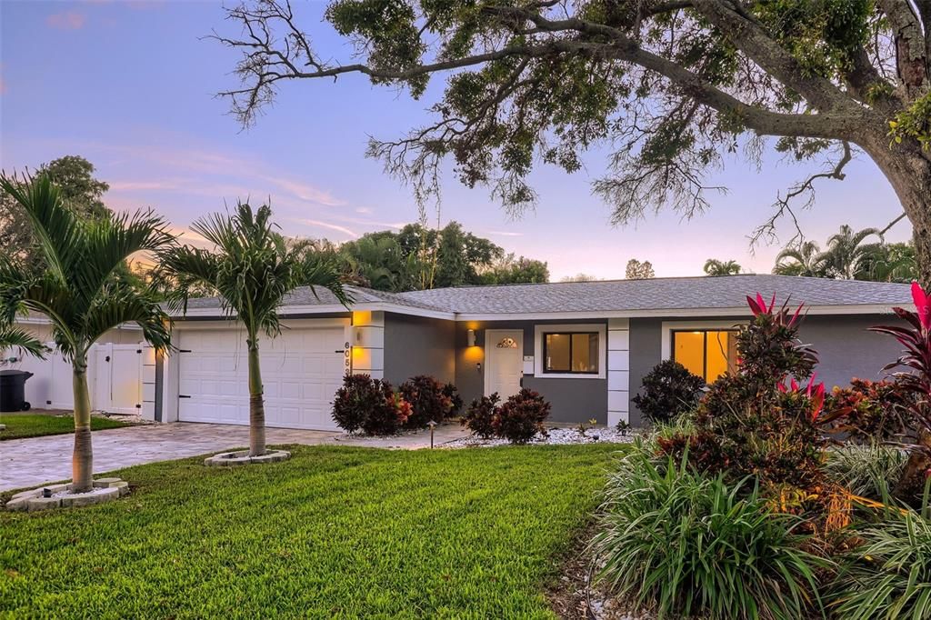 En Venta: $450,000 (3 camas, 2 baños, 1297 Pies cuadrados)