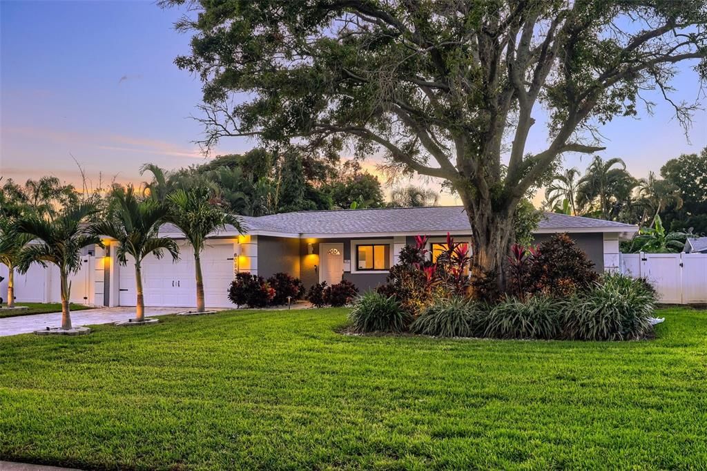 En Venta: $450,000 (3 camas, 2 baños, 1297 Pies cuadrados)