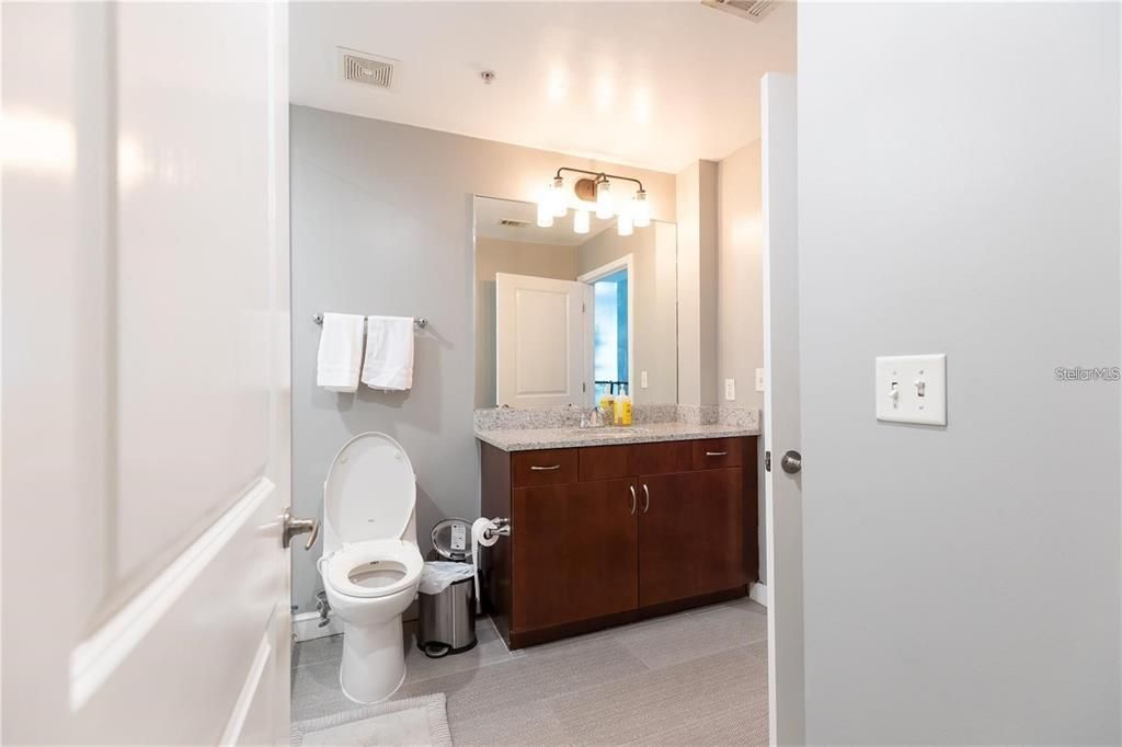 For Sale: $429,990 (1 beds, 1 baths, 772 Square Feet)