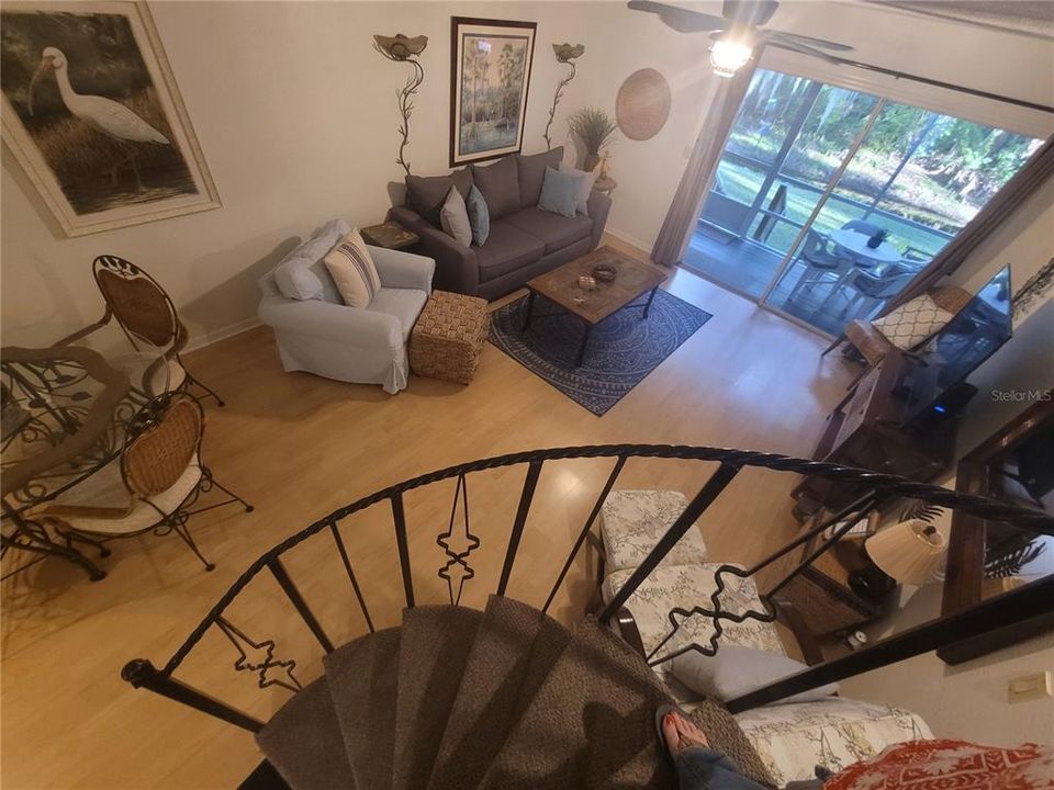 For Sale: $162,000 (2 beds, 2 baths, 1230 Square Feet)