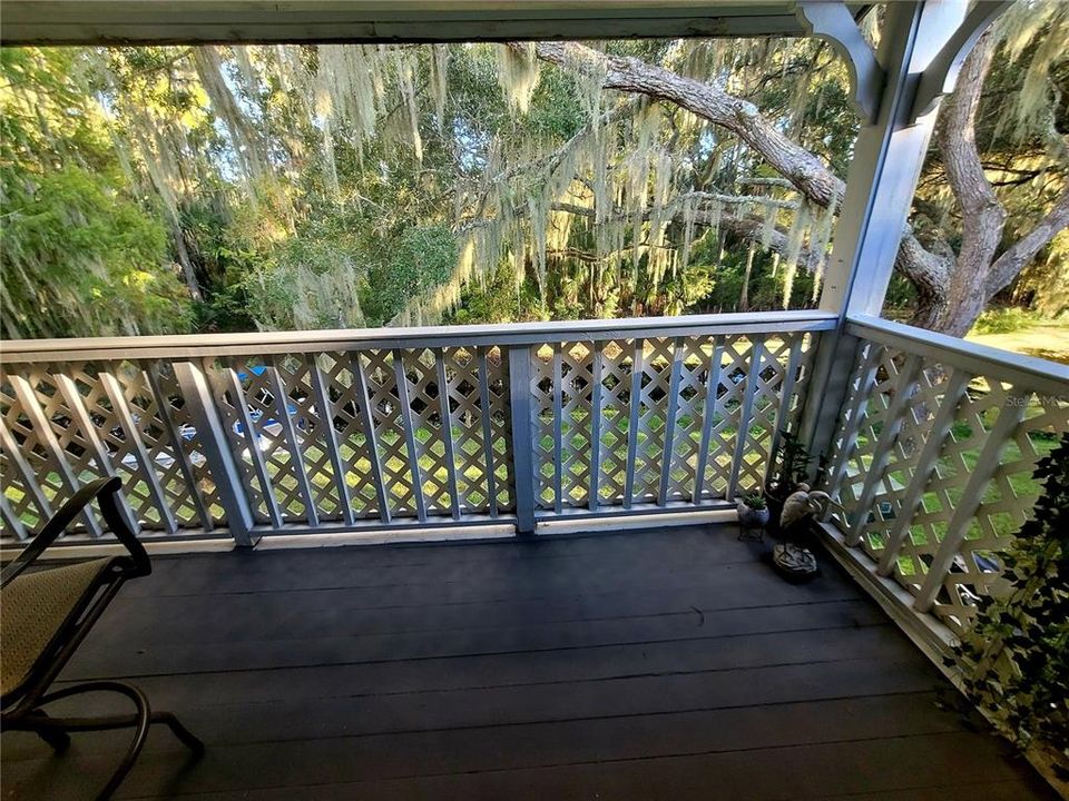 For Sale: $162,000 (2 beds, 2 baths, 1230 Square Feet)