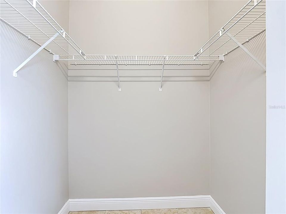 En Venta: $280,000 (3 camas, 2 baños, 1876 Pies cuadrados)