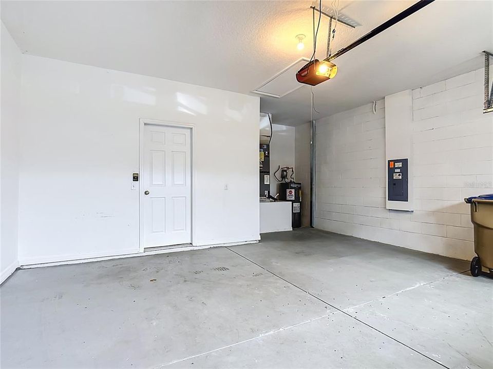 En Venta: $280,000 (3 camas, 2 baños, 1876 Pies cuadrados)