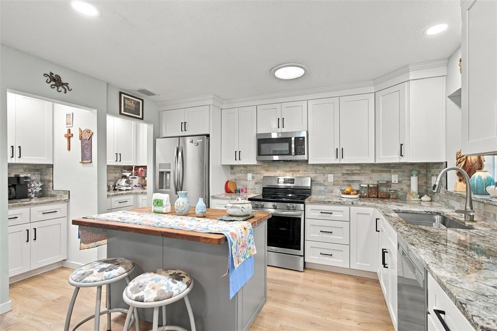 На продажу: $499,000 (2 спален, 2 ванн, 1643 Квадратных фут)