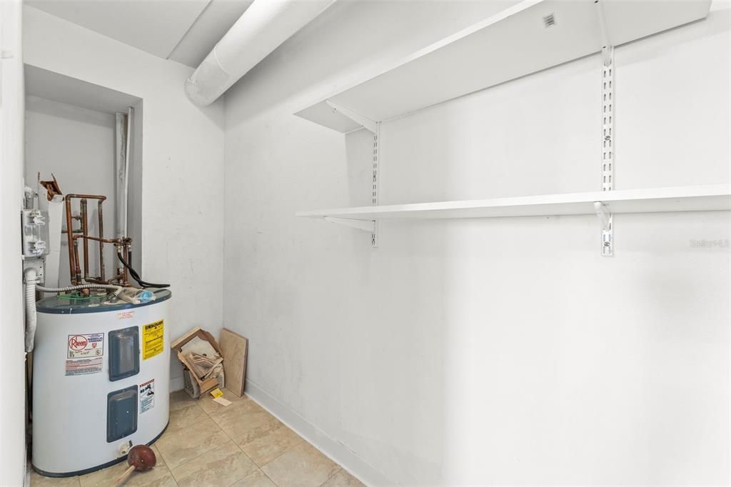 В аренду: $2,200 (2 спален, 2 ванн, 1065 Квадратных фут)