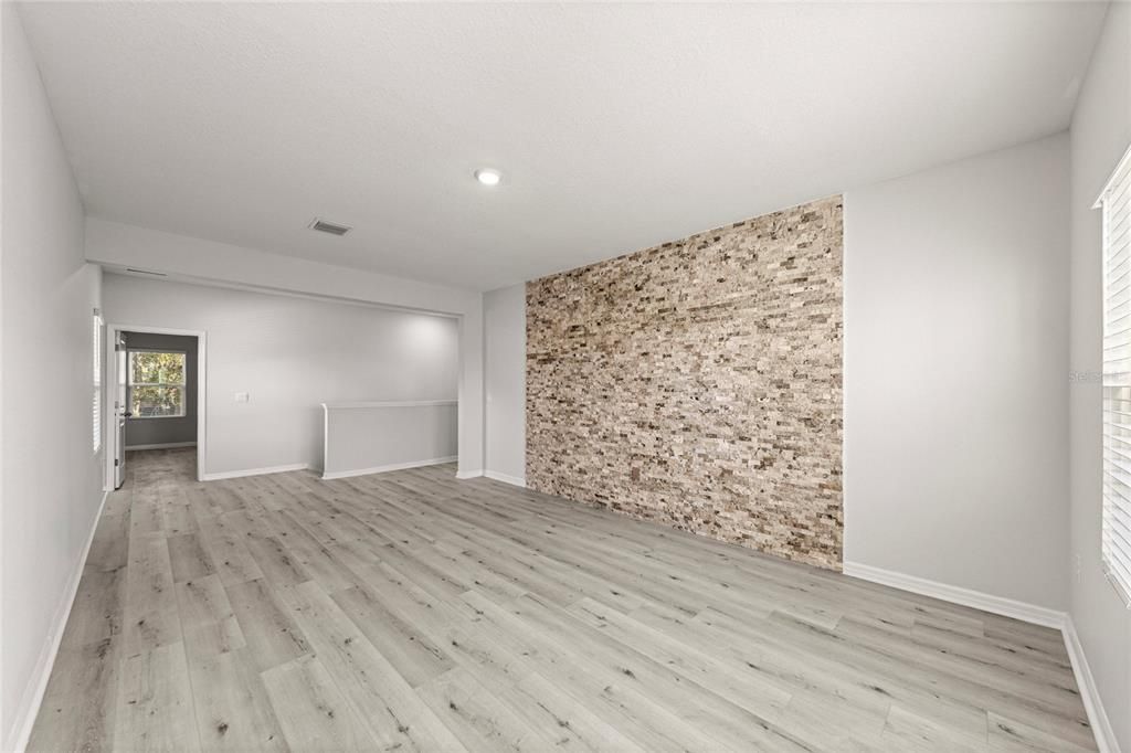 For Sale: $399,000 (5 beds, 3 baths, 2563 Square Feet)