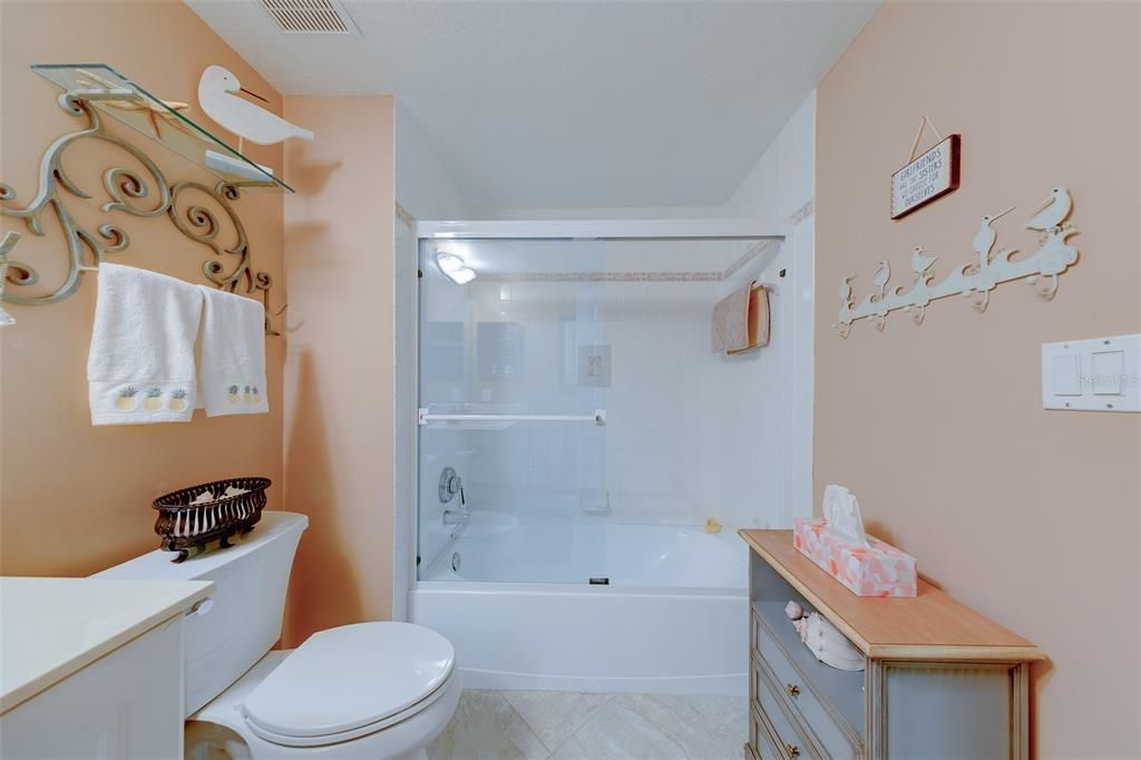 For Rent: $9,000 (2 beds, 2 baths, 1280 Square Feet)