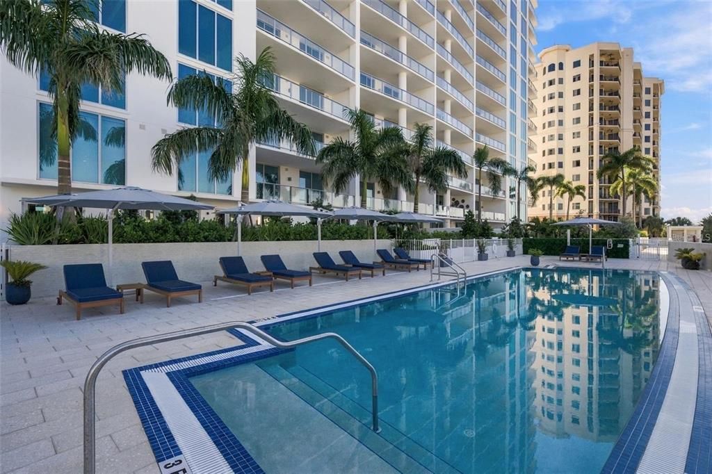 For Rent: $12,000 (3 beds, 3 baths, 2411 Square Feet)