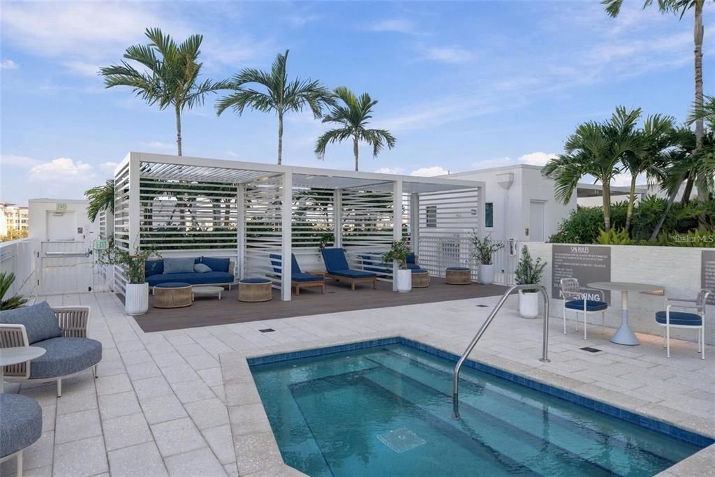 For Rent: $12,000 (3 beds, 3 baths, 2411 Square Feet)